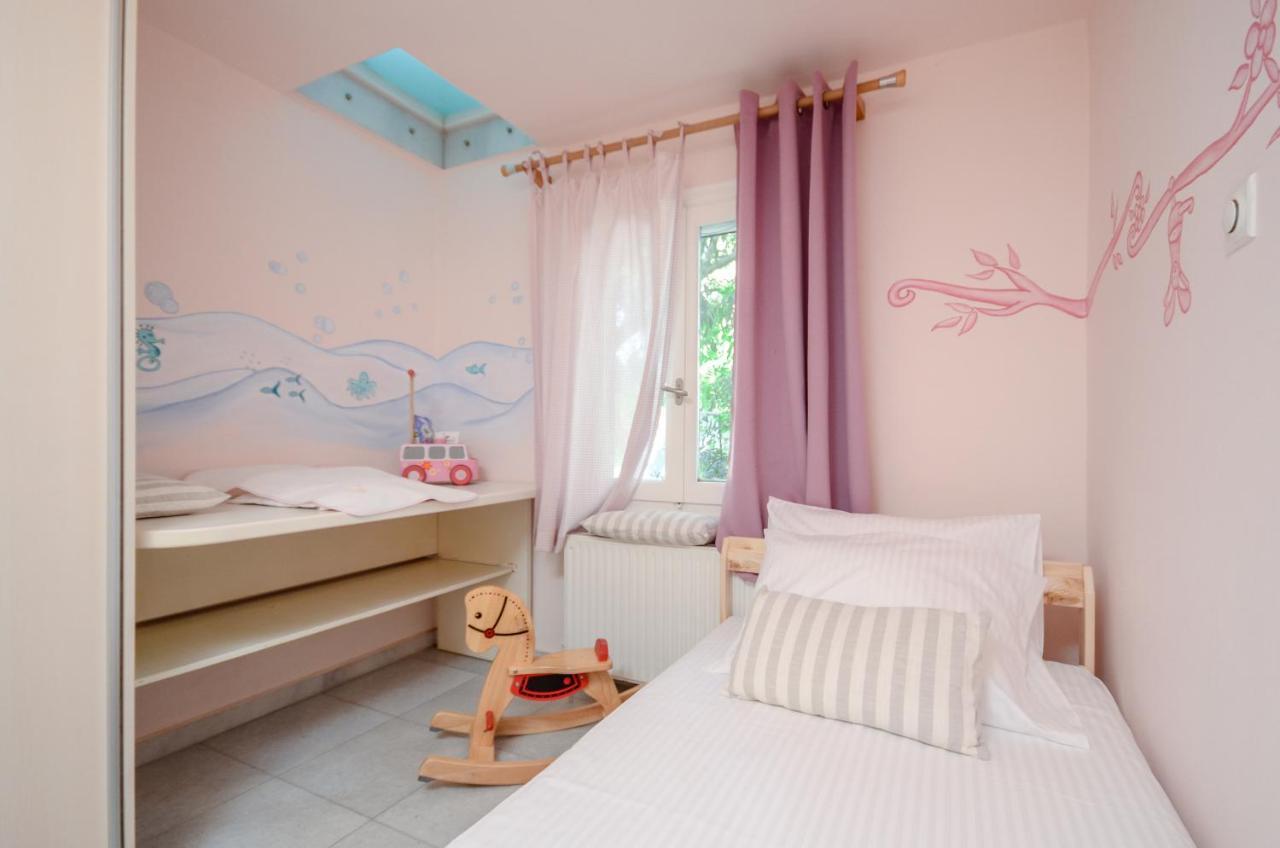 Katerinas Villa Agia Anna  Rom bilde